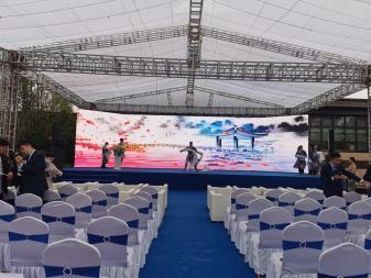 綻放企業(yè)風(fēng)采 文化傳媒公司的開(kāi)業(yè)慶典、年會(huì)與活動(dòng)策劃全攻略